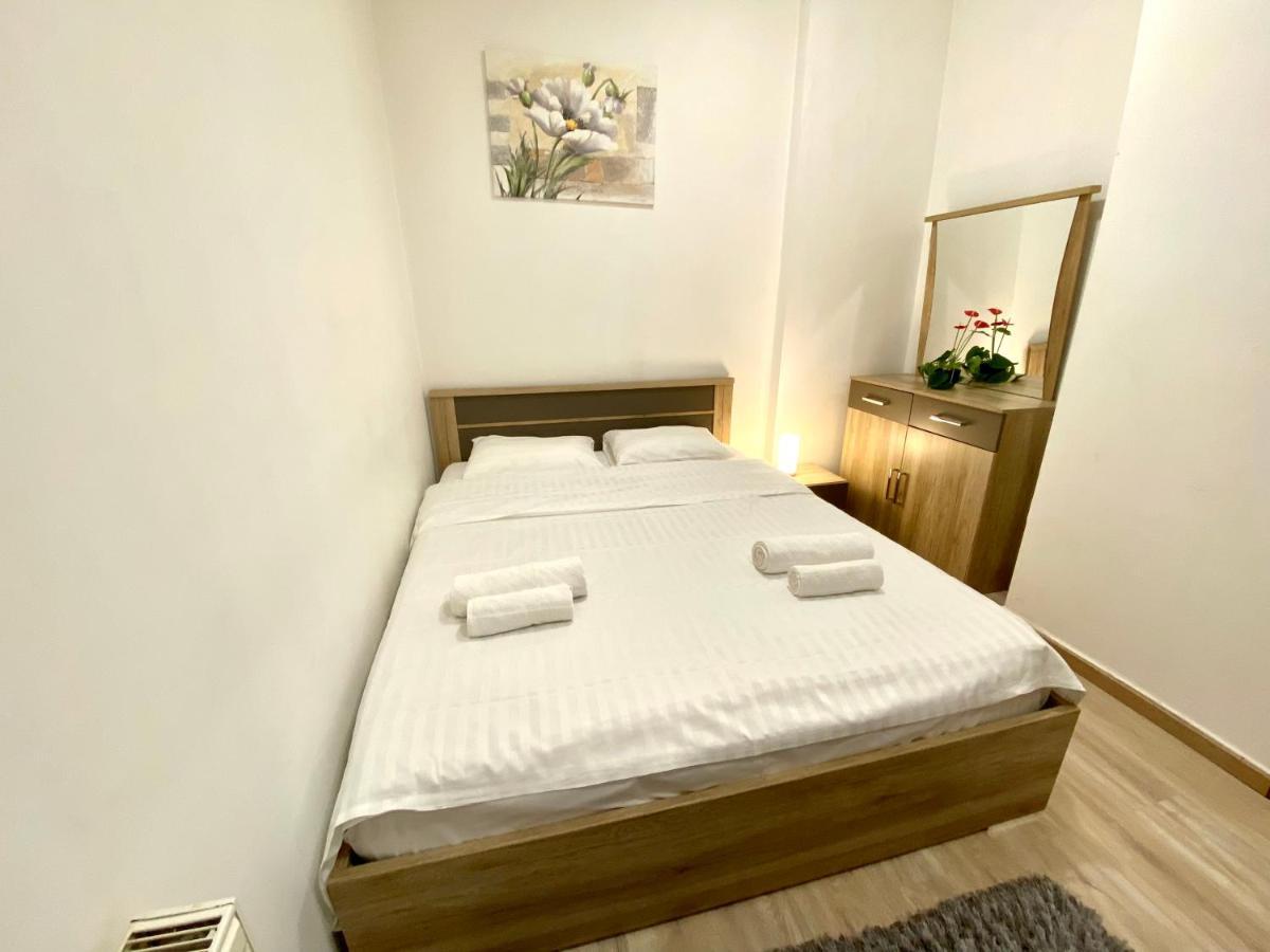 Modern Old Town Central Apartment Bucarest Extérieur photo