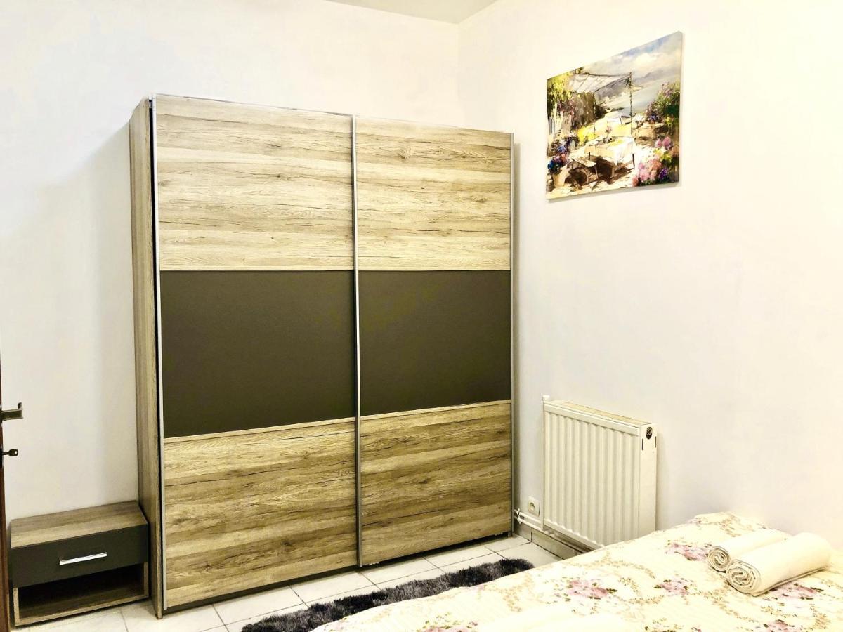 Modern Old Town Central Apartment Bucarest Extérieur photo